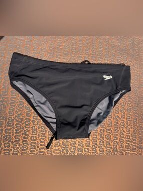 Speedo Black Men's Swim Trunks with Subtle Logo